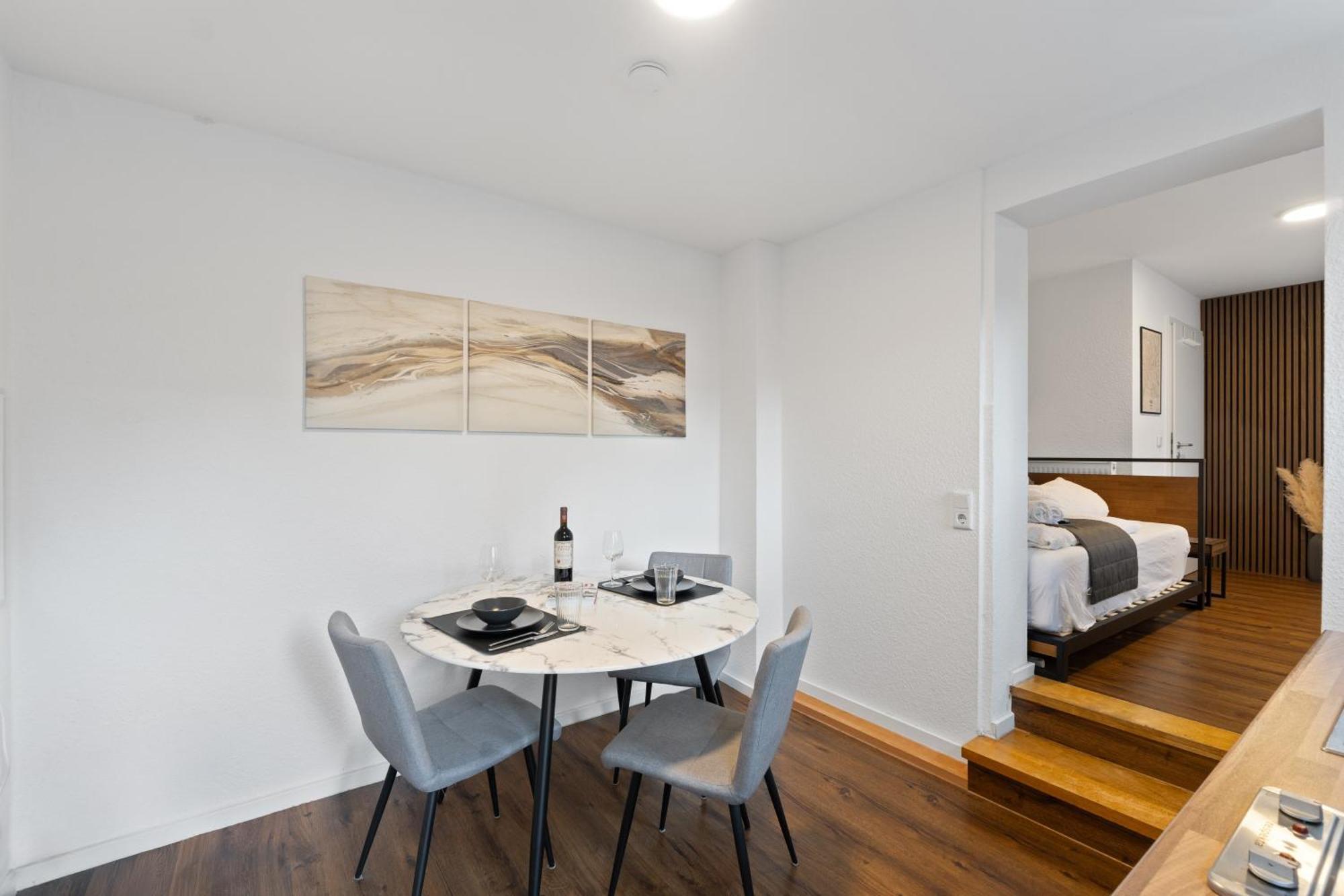 Modernes Apartement Am Rhein In Ruhiger Lage Кьолн Екстериор снимка